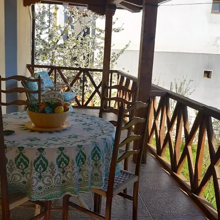 Διαμέρισμα Traditional Stone House With Modern Renovation *
