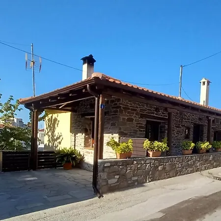 Traditional Stone House With Modern Renovation * Polígirosz