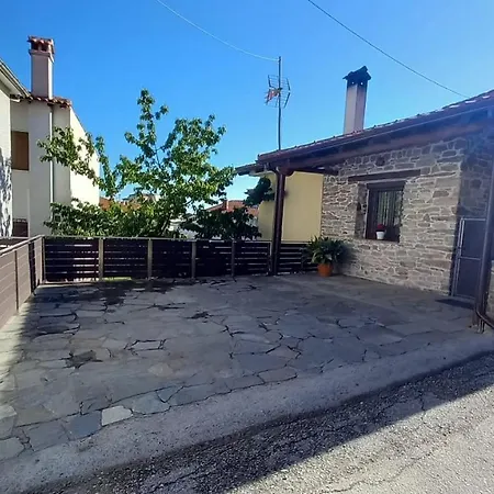Traditional Stone House With Modern Renovation Διαμέρισμα