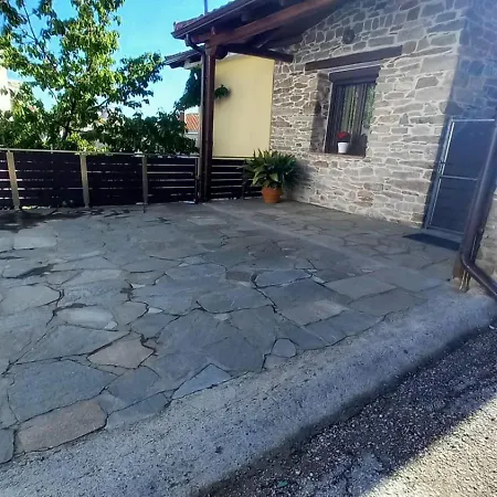 Διαμέρισμα Traditional Stone House With Modern Renovation Πολύγυρος